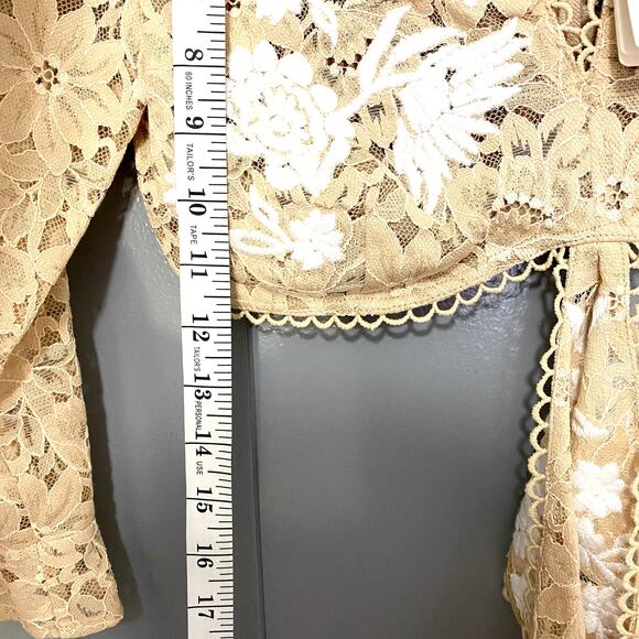 NEW For Love & Lemons Latte Beige Floral Lace Matador Tie Crop Top XS - Picture 5 of 8